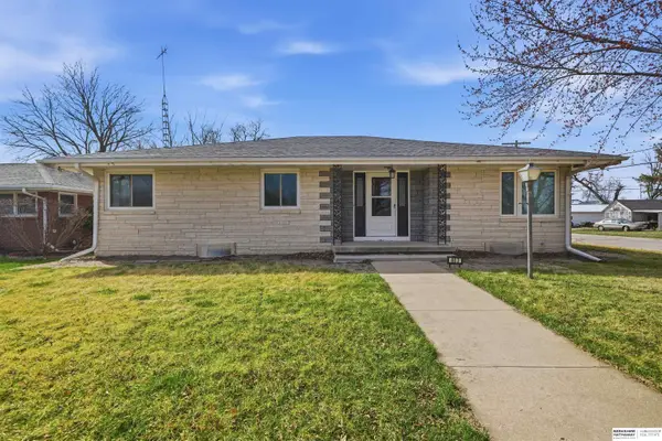 403 S Chestnut Street, Friend, NE 68359