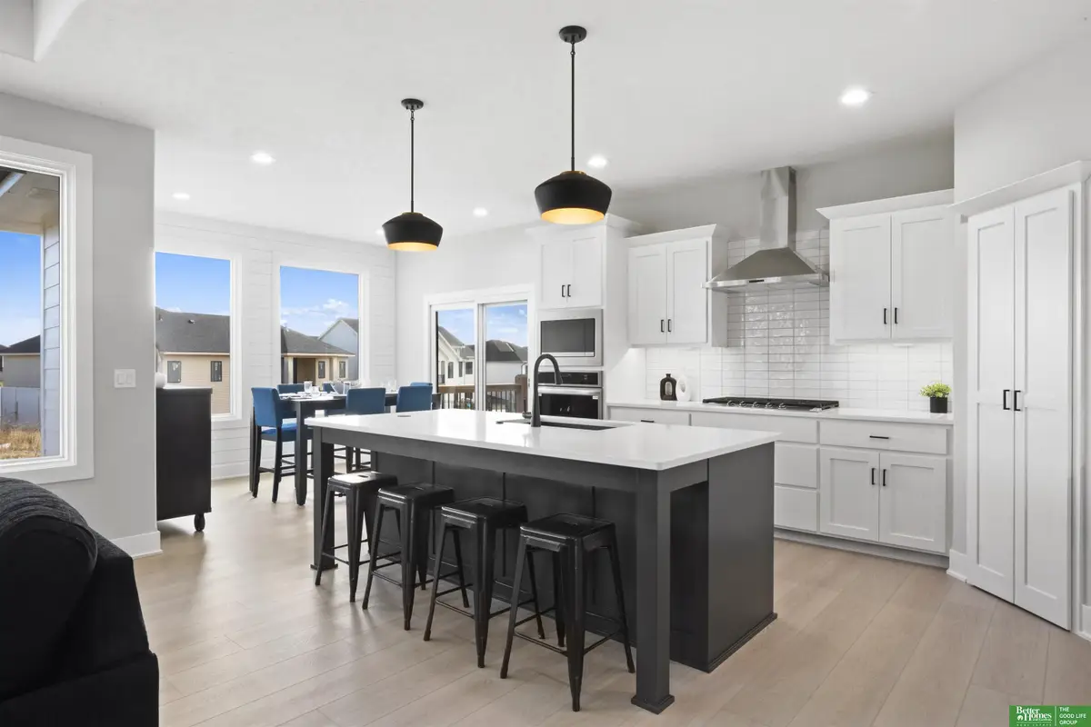 5606 N 198th Street, Elkhorn, NE 68022 - #1