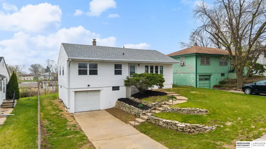 5329 N 47th Street, Omaha, NE 68104 - #3