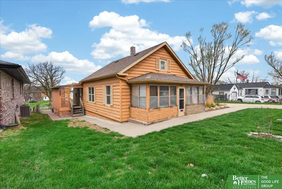 5420 S 49 Avenue, Omaha, NE 68117 - #2