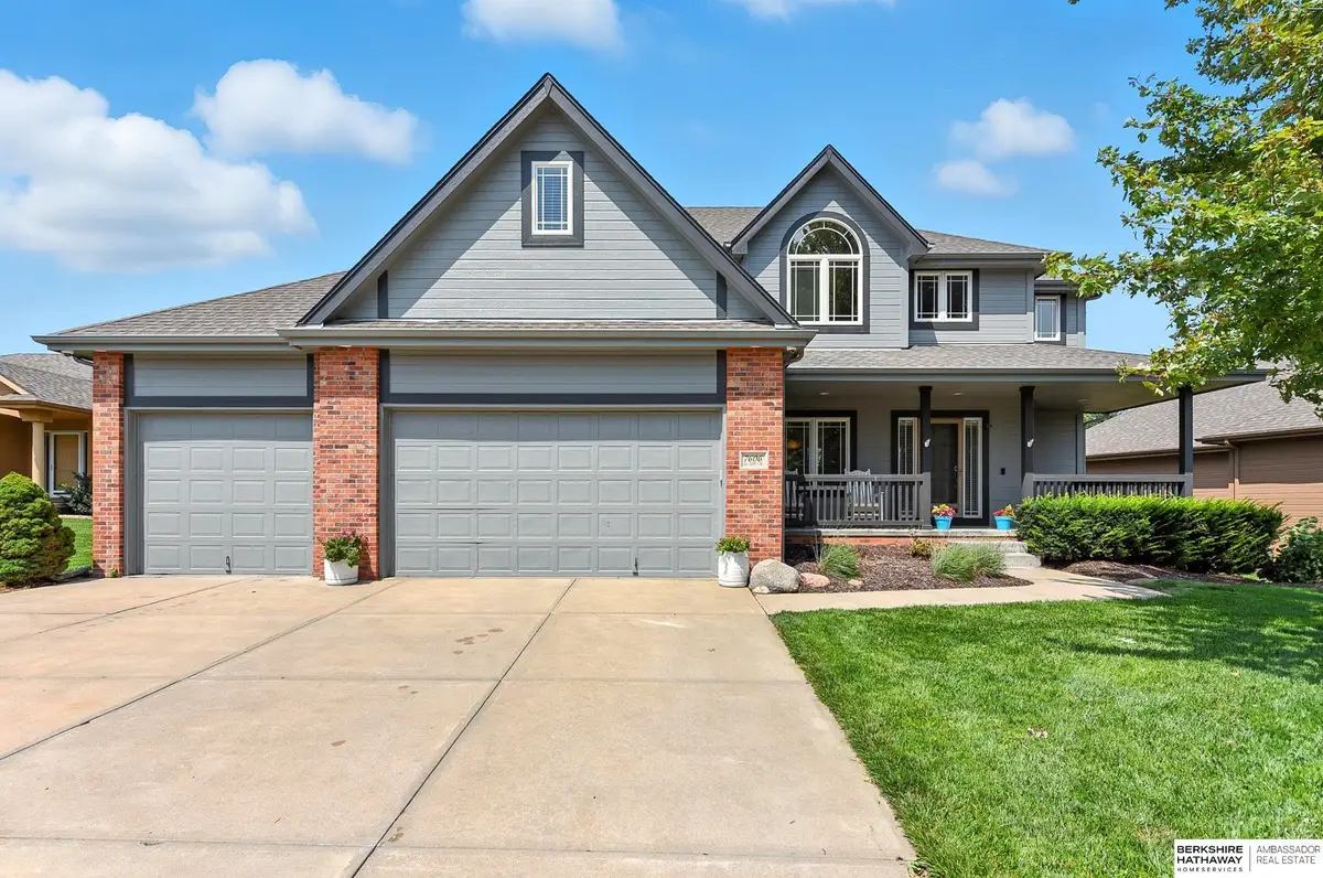 7606 S 195th Street, Gretna, NE 68028-5716 - #1