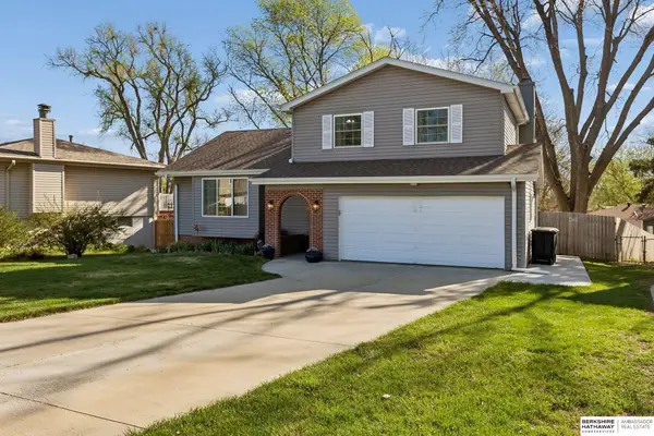 4817 S 106th Circle, Omaha, NE 68127