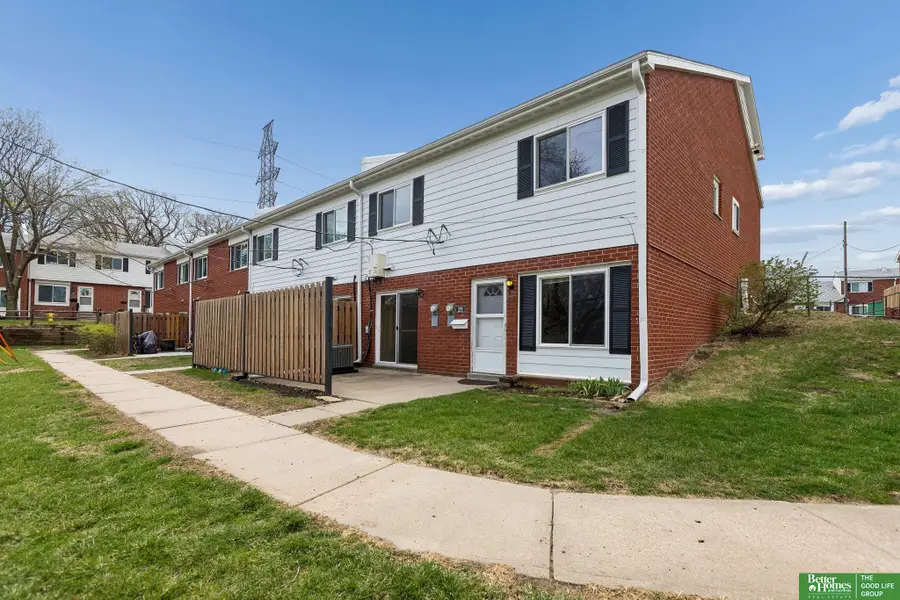 166 Arbor Court, Omaha, NE 68108 - #2