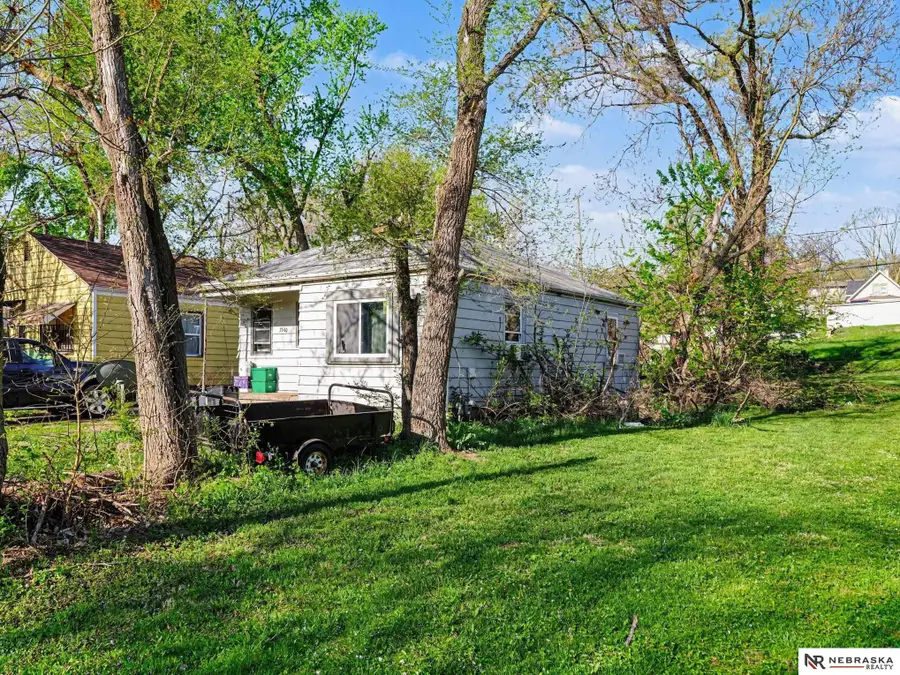 3540 N 39th Street, Omaha, NE 68111-9999 - #2