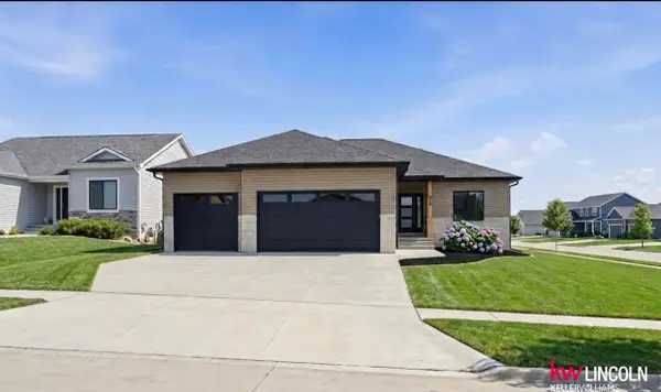 963 W Santa Clara Street, Lincoln, NE 68523
