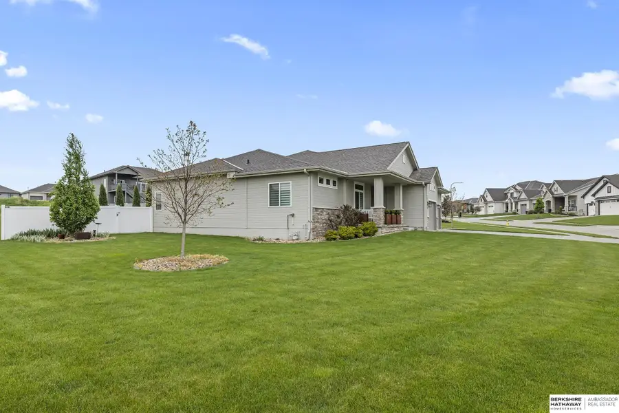 21805 H Street, Elkhorn, NE 68022 - #2