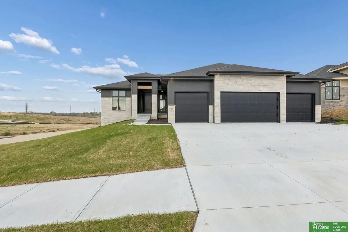 5602 N 198th Street, Elkhorn, NE 68022 - #1
