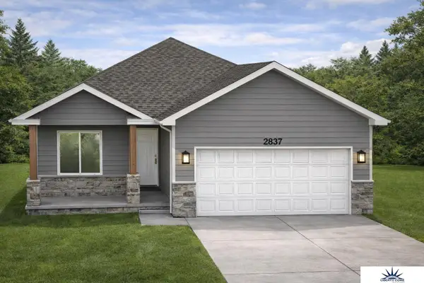 2837 Lakeside Drive, Plattsmouth, NE 68048