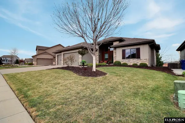 1405 S 208th Street, Elkhorn, NE 68022