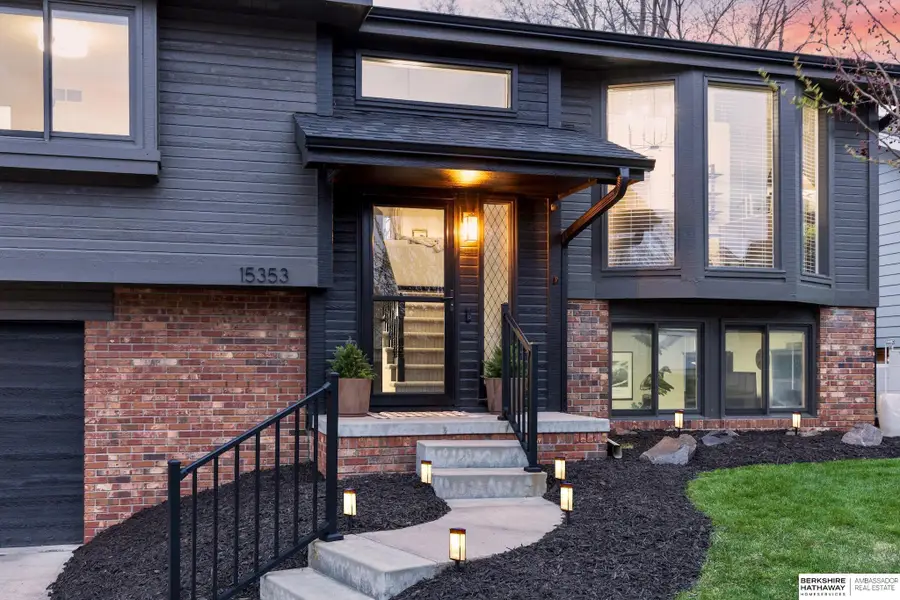 15353 Locust Street, Omaha, NE 68116 - #2