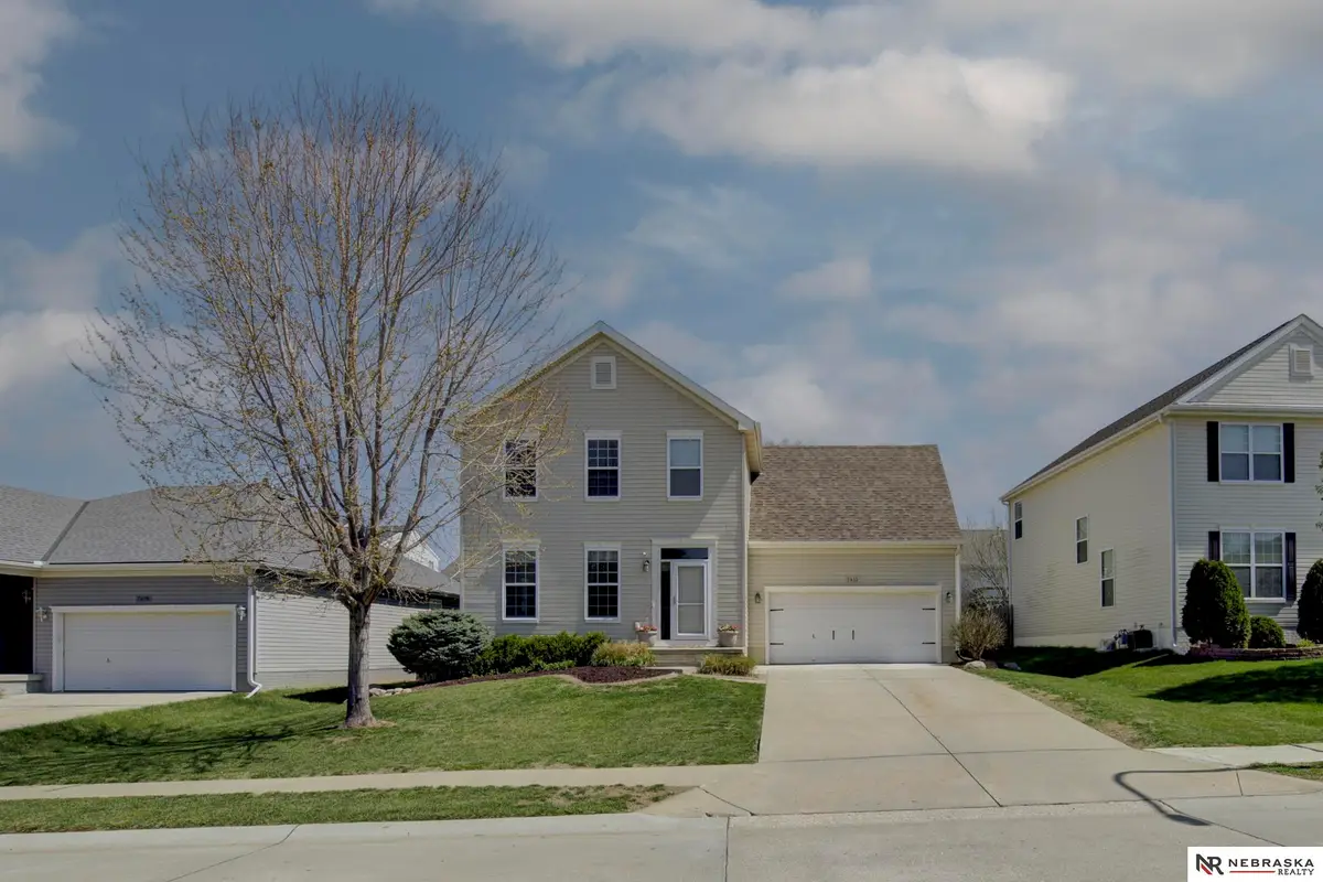 7413 N 107th Street, Omaha, NE 68122 - #1