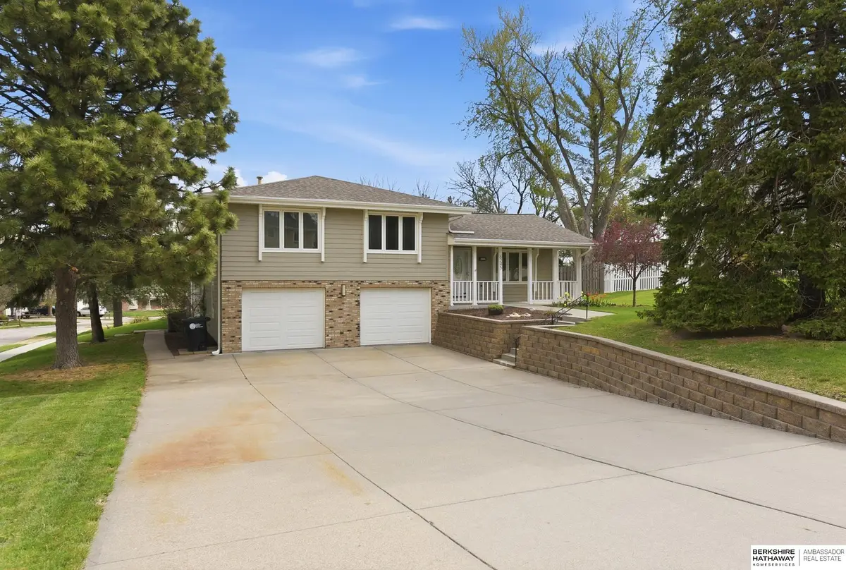 6245 Ponderosa Circle, Omaha, NE 68137 - #1