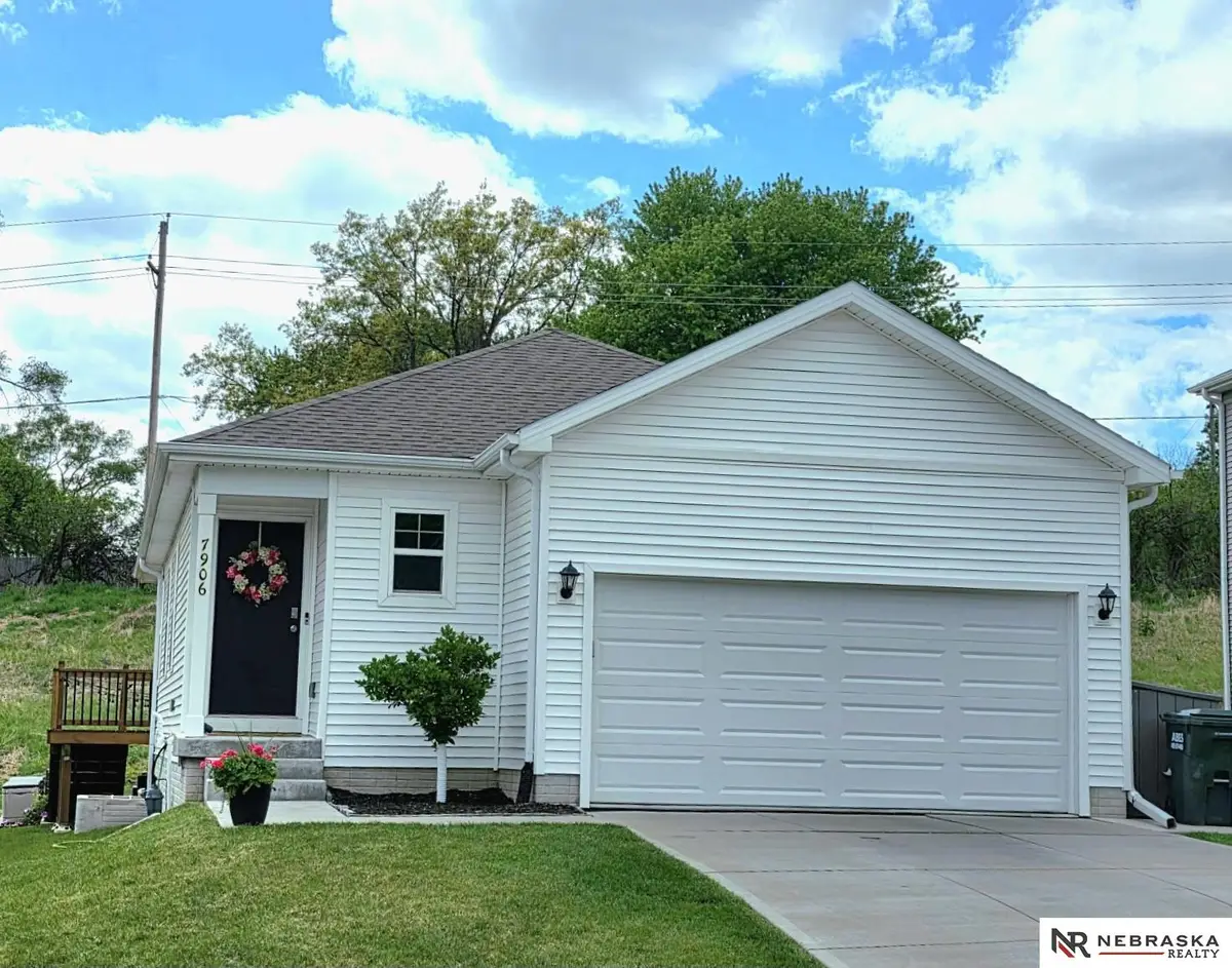 7906 N 95th Avenue, Omaha, NE 68122 - #1