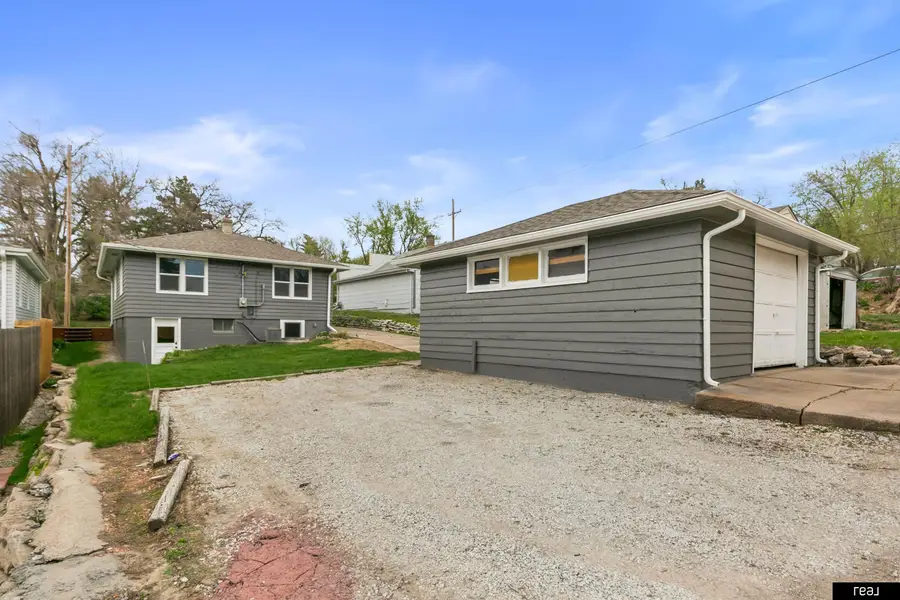 6107 Blondo Street, Omaha, NE 68104 - #3