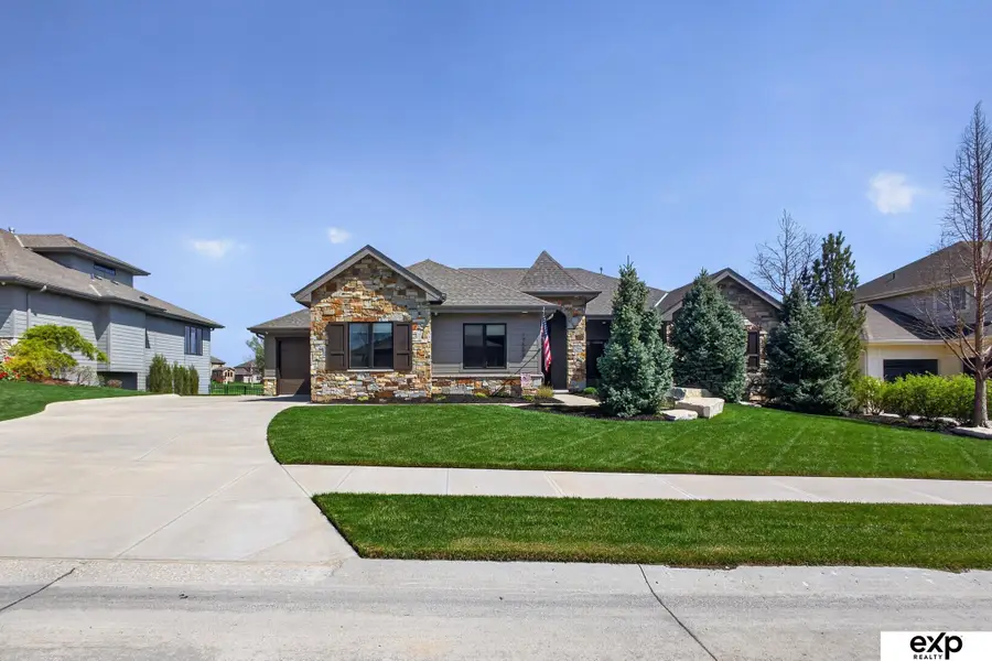 17508 Ridgemont Street, Omaha, NE 68136 - #3