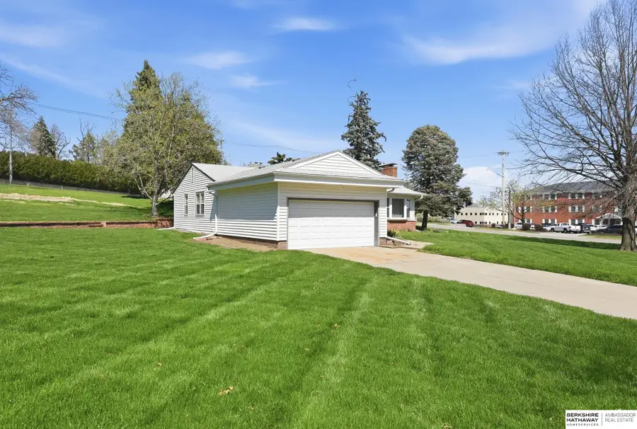 7802 Pierce Circle, Omaha, NE 68124 - #3