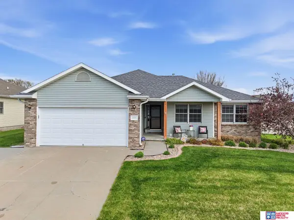 8230 S 57th Street, Lincoln, NE 68516