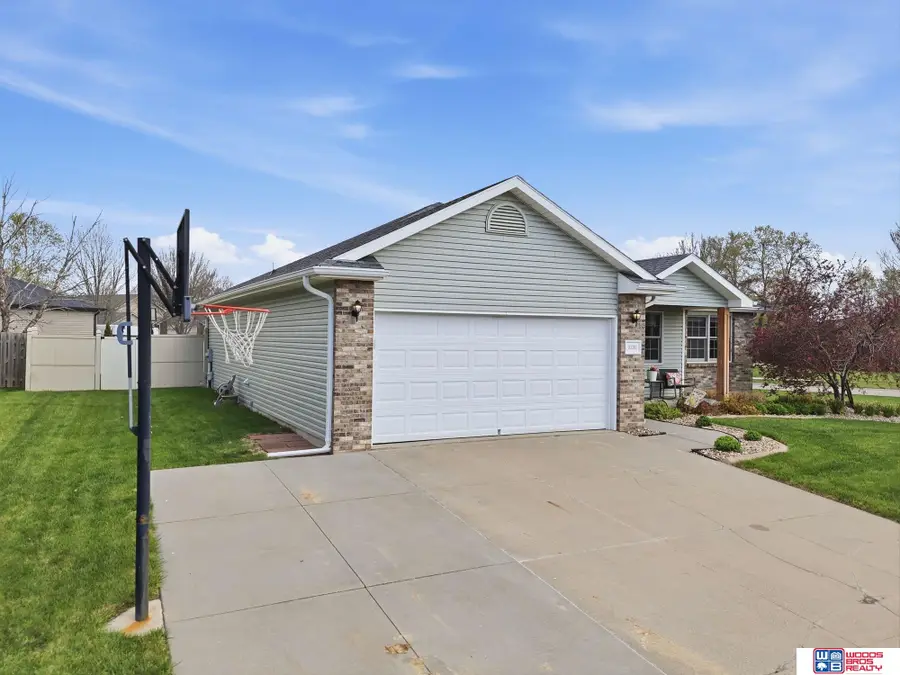 8230 S 57th Street, Lincoln, NE 68516 - #2