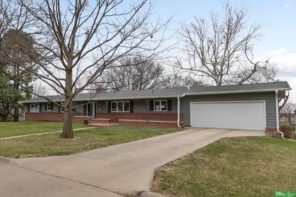 1725 S 76 Avenue, Omaha, NE 68124