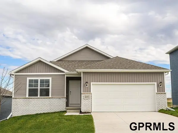 12616 S 205th Avenue, Gretna, NE 68028