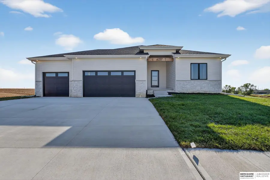 6202 N 209th Street, Elkhorn, NE 68022 - #3