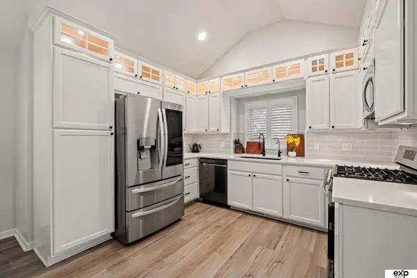 1315 S 169th Avenue, Omaha, NE 68130