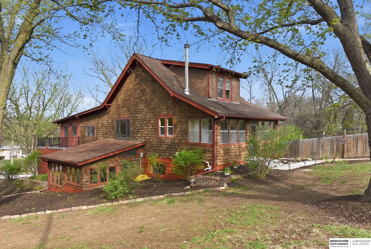 1106 Bellevue Boulevard N, Bellevue, NE 68005 - #1