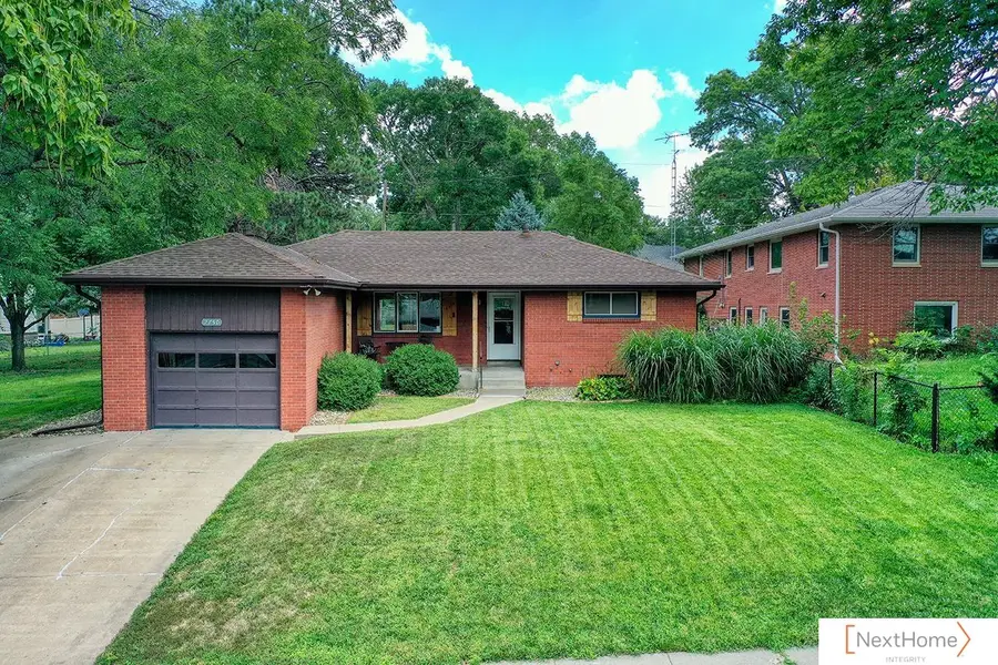 2750 S 40 Street, Lincoln, NE 68506 - #2