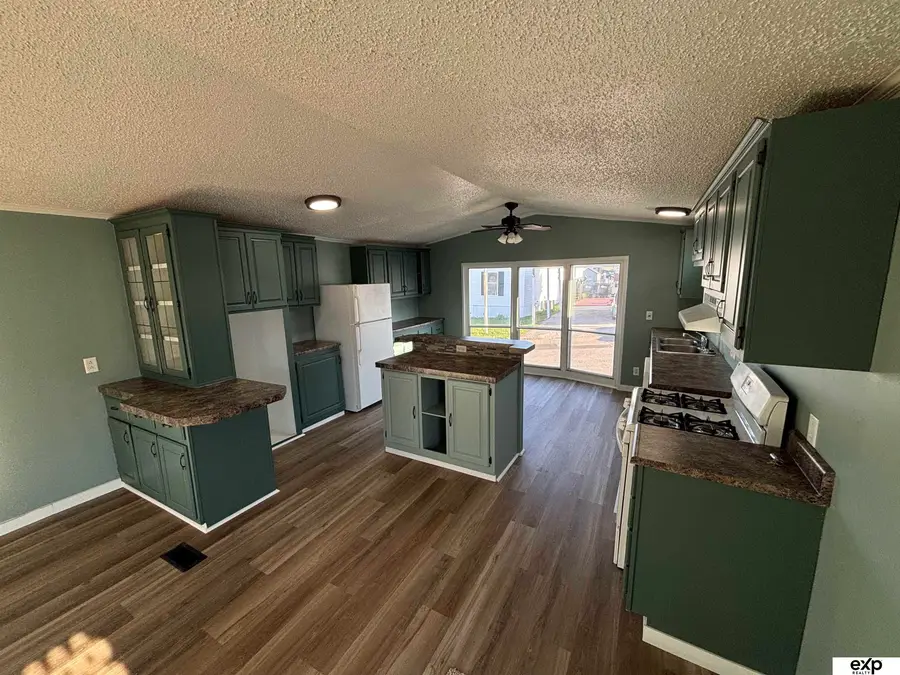 15115 Howe Plaza #108, Omaha, NE 68144 - #2