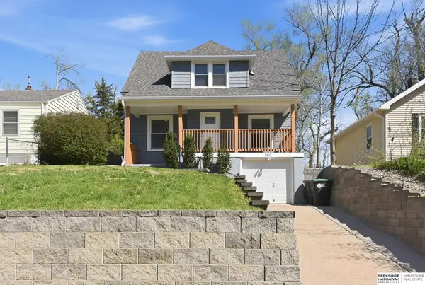 5812 Cedar Street, Omaha, NE 68106