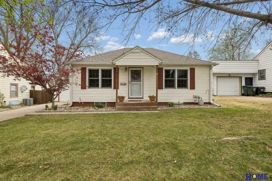 410 S 38th Street, Lincoln, NE 68510 - #2