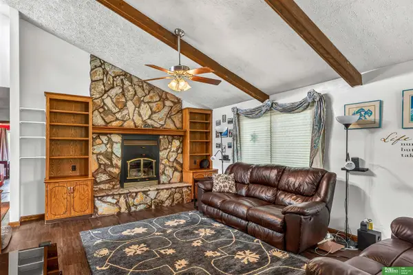 11026 N 50th Avenue, Omaha, NE 68152