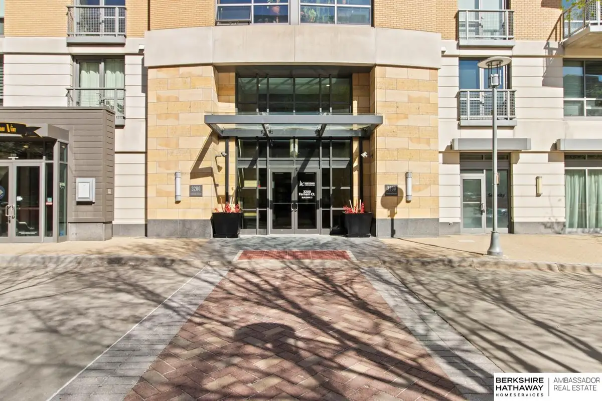3200 Farnam Court #3613, Omaha, NE 68131 - #1