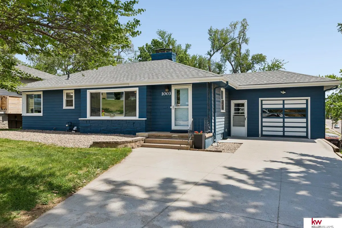 1003 Parkway Drive, Bellevue, NE 68005 - #1