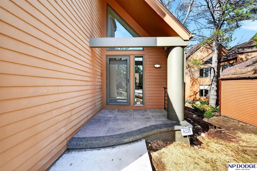 741 N 89th Plaza, Omaha, NE 68114 - #3