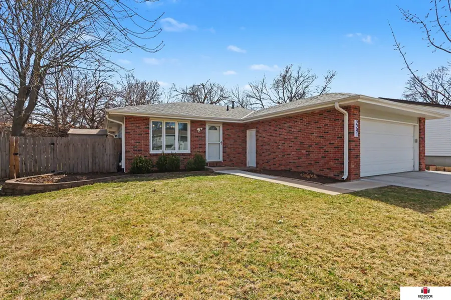 2241 Wildwood Place, Lincoln, NE 68512 - #2