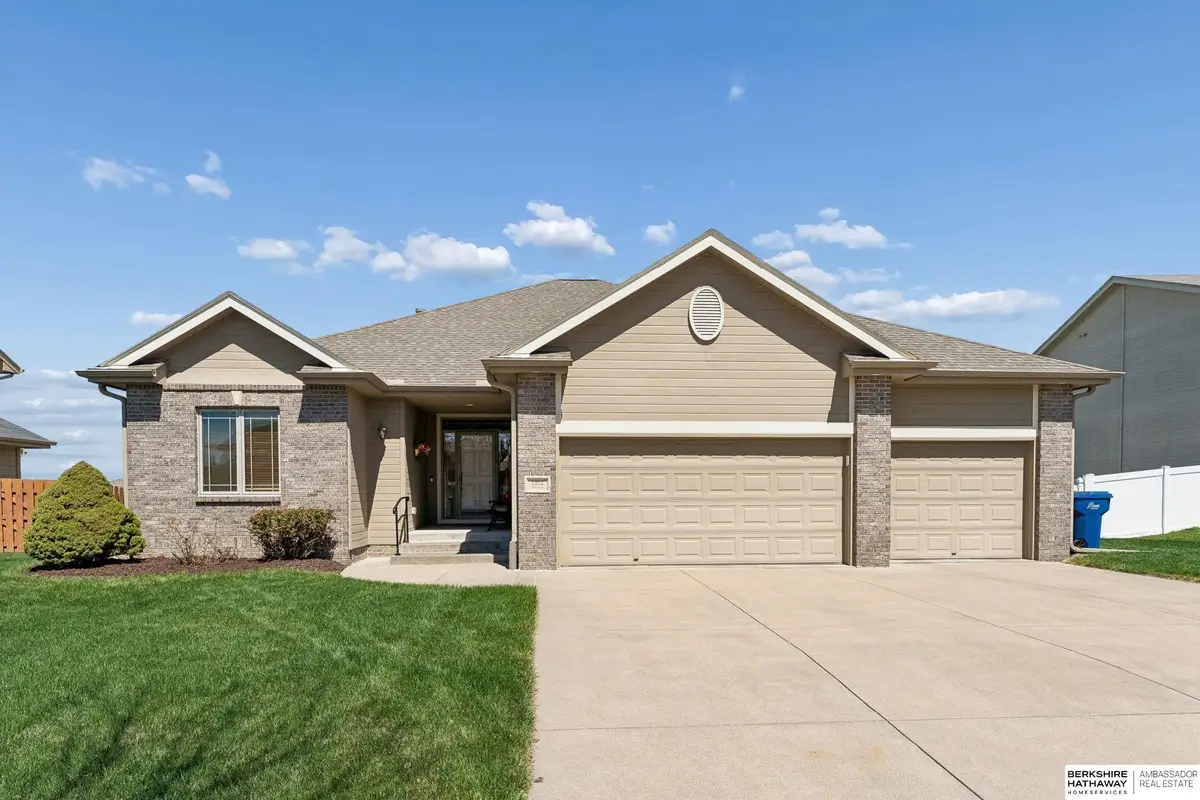 1902 Apollo Lane, Papillion, NE 68133 - #1