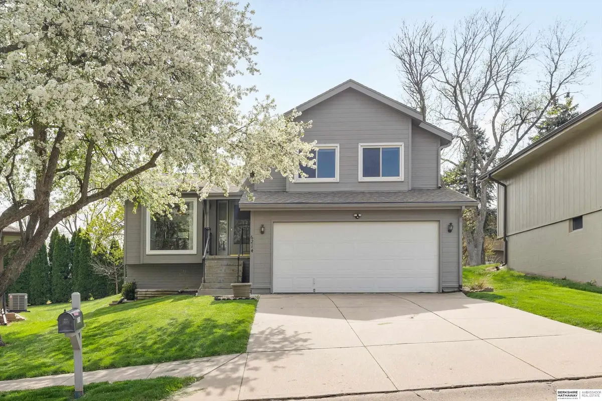 6214 N 114th Street, Omaha, NE 68164 - #1