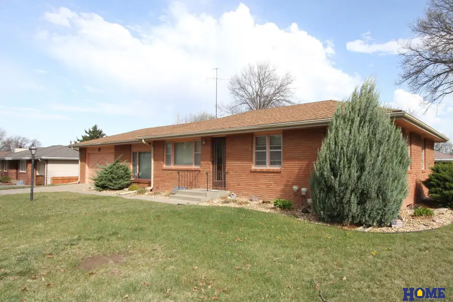 5540 S Street, Lincoln, NE 68504 - #2