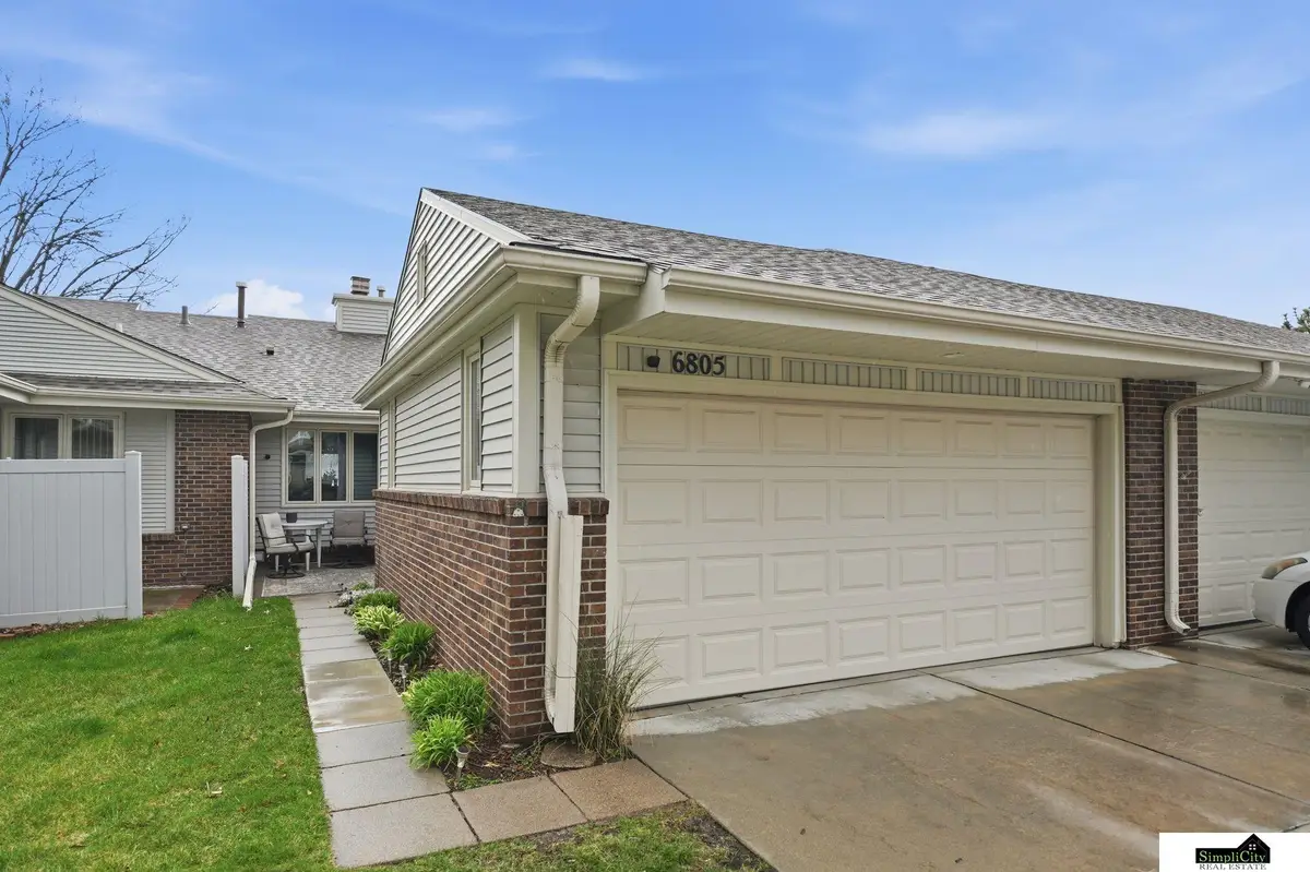 6805 Hawkins Bend, Lincoln, NE 68516 - #1