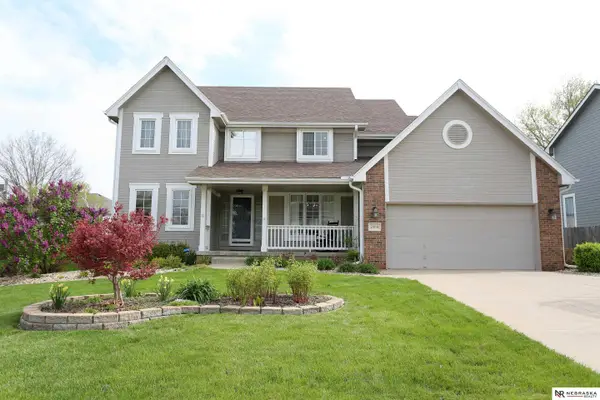 2104 John Street, Papillion, NE 68133
