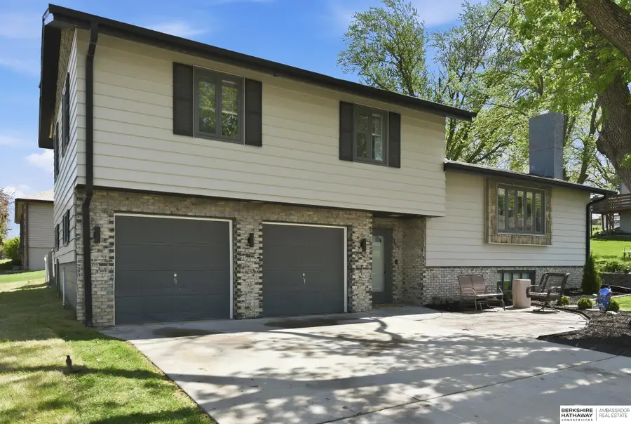 6405 Ponderosa Drive, Omaha, NE 68137 - #3