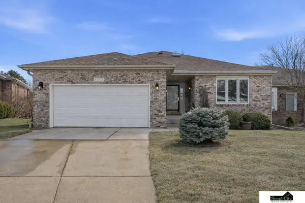 6707 Flint Ridge Road, Lincoln, NE 68506