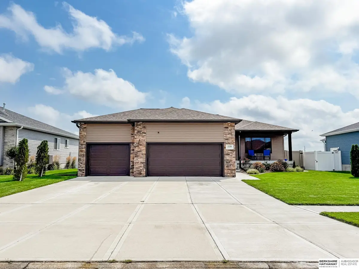 1539 Stonewood Avenue, Grand Island, NE 68803 - #1