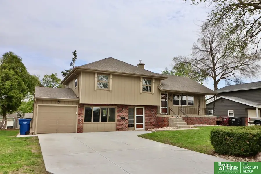 7105 Pine Drive, La Vista, NE 68128 - #2