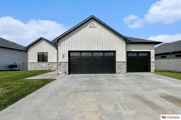 1113 Annabel Avenue, Hickman, NE 68372