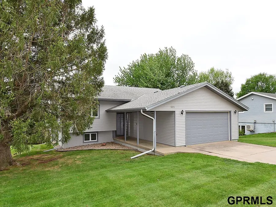 603 8th Street, Milford, NE 68405 - #2