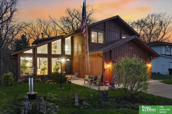 16247 Wood Drive, Omaha, NE 68130