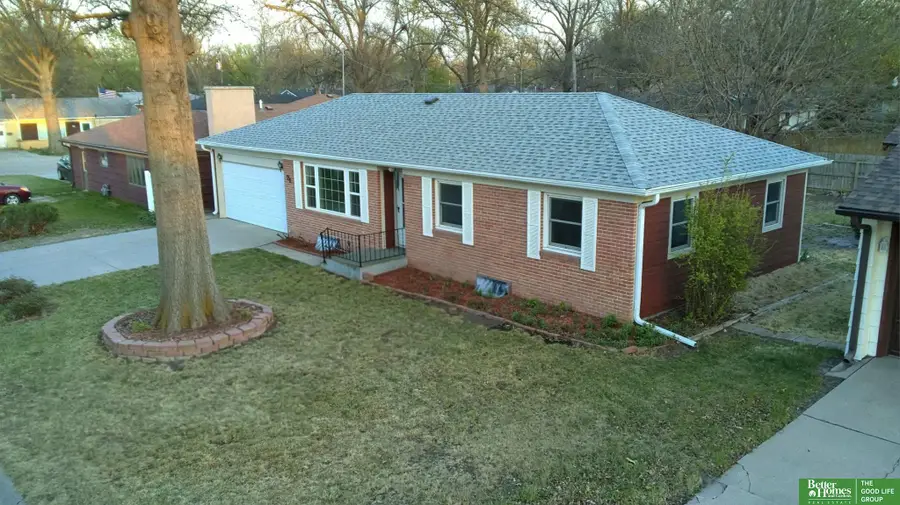 21 Arbor Court, York, NE 68467 - #3