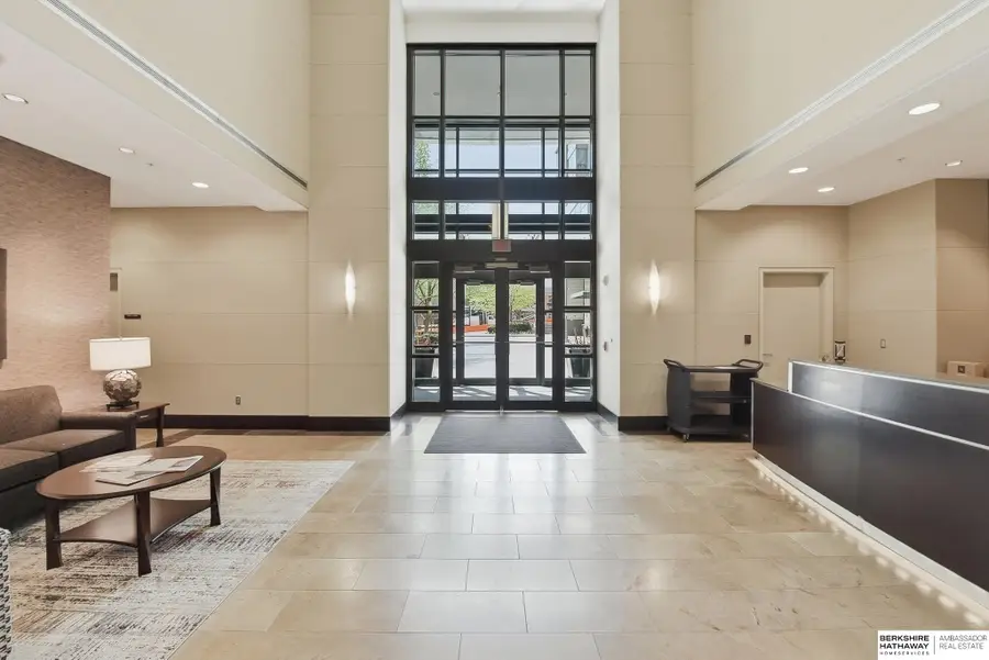 200 S 31st Avenue #4702, Omaha, NE 68131 - #3